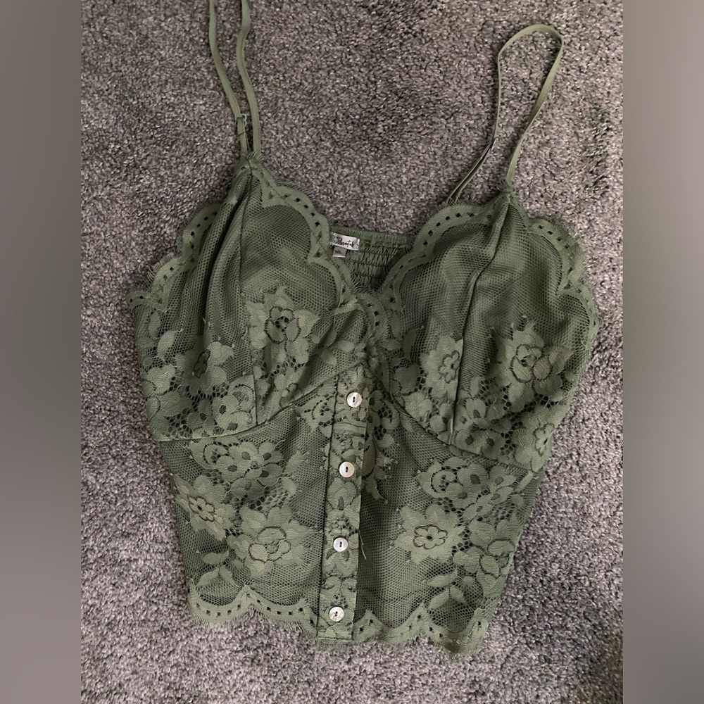 Lace Cropped Tank BKE
